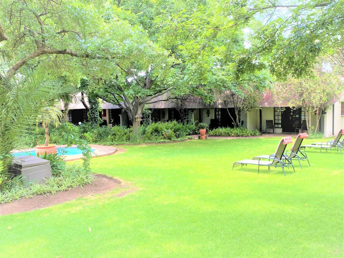 Safari Club Guest Lodge Or Tambo International Airport Kempton Park Dış mekan fotoğraf