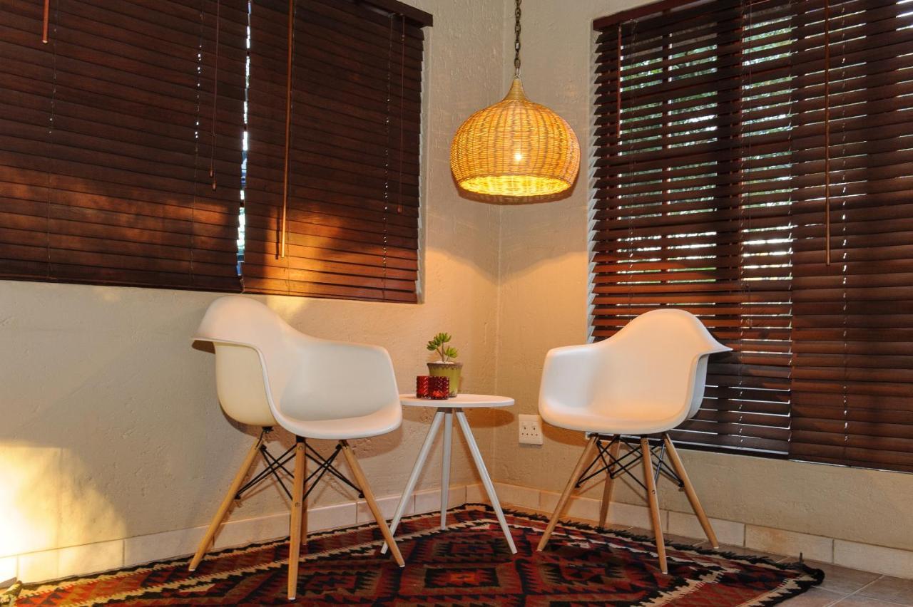 Safari Club Guest Lodge Or Tambo International Airport Kempton Park Dış mekan fotoğraf